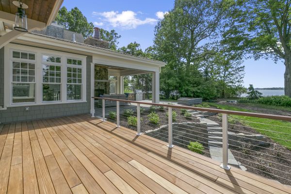 Deck Service in Yonkers